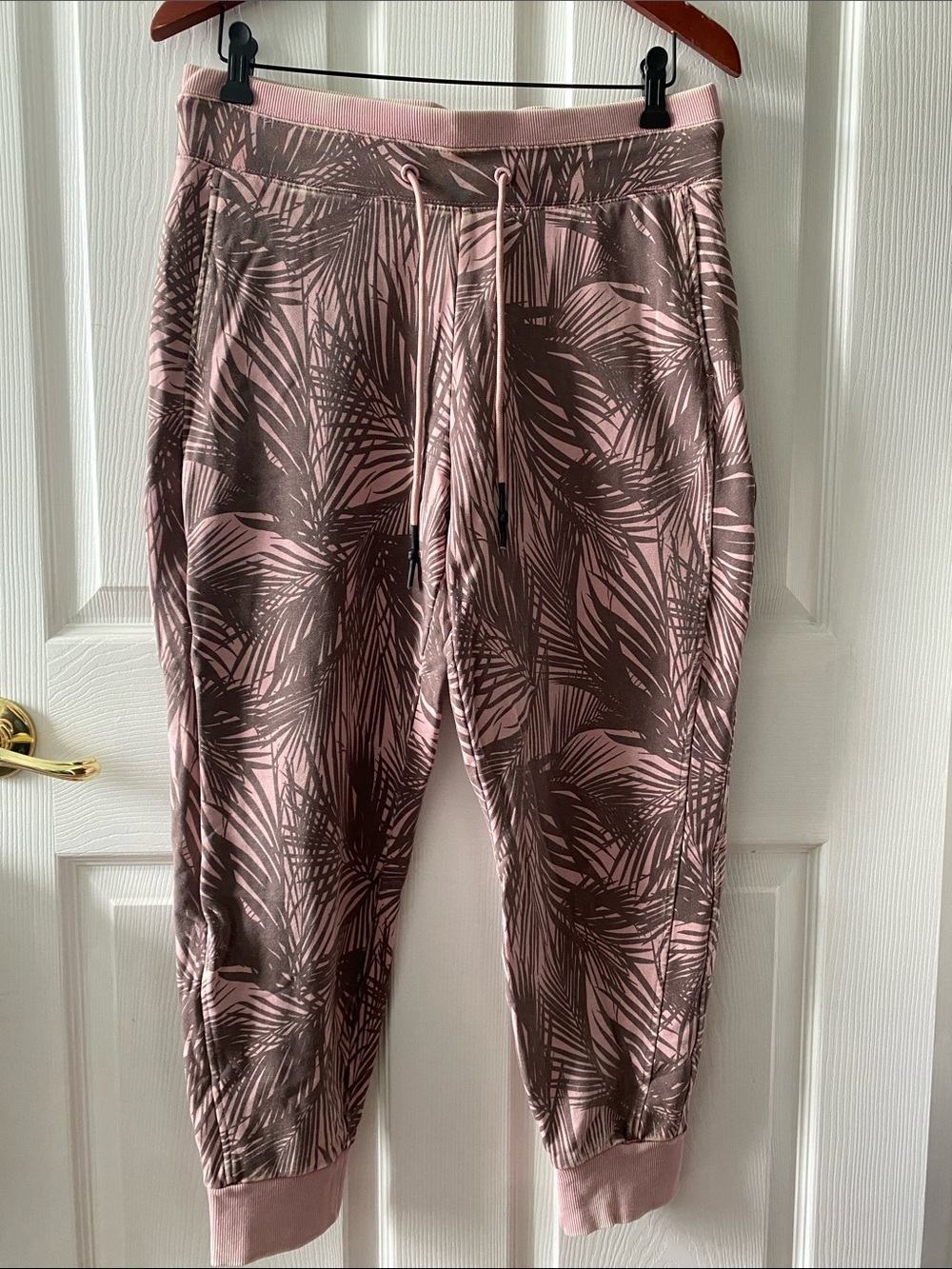 JoyLab Pink & Brown Palm Print Joggers 98% Cotton M